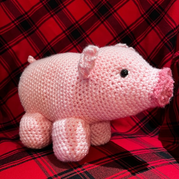 Hand Crocheted Charlotte the Piggy Stuffed Animal! - Picture 10 of 12